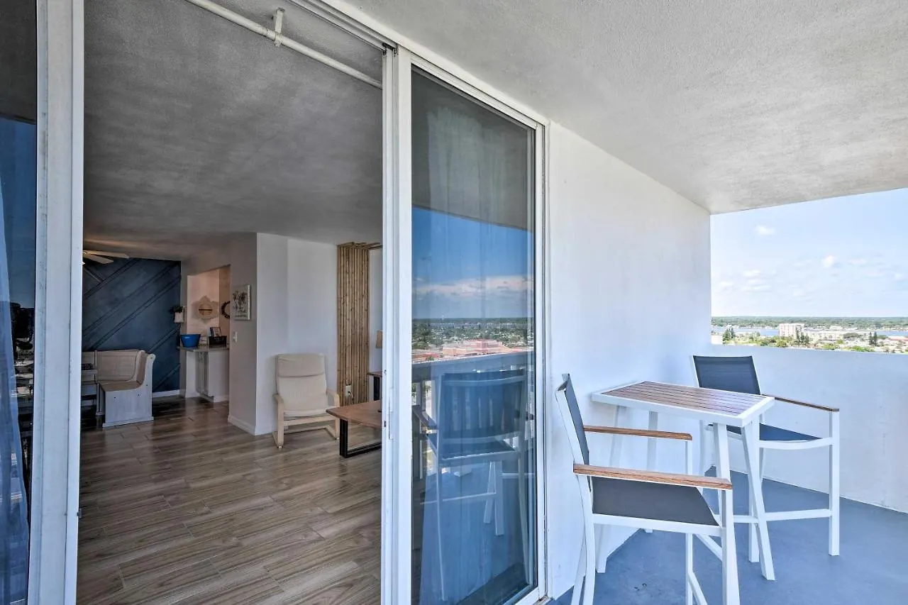 Daytona Beach Gem Ocean Views And Heated Pool!
